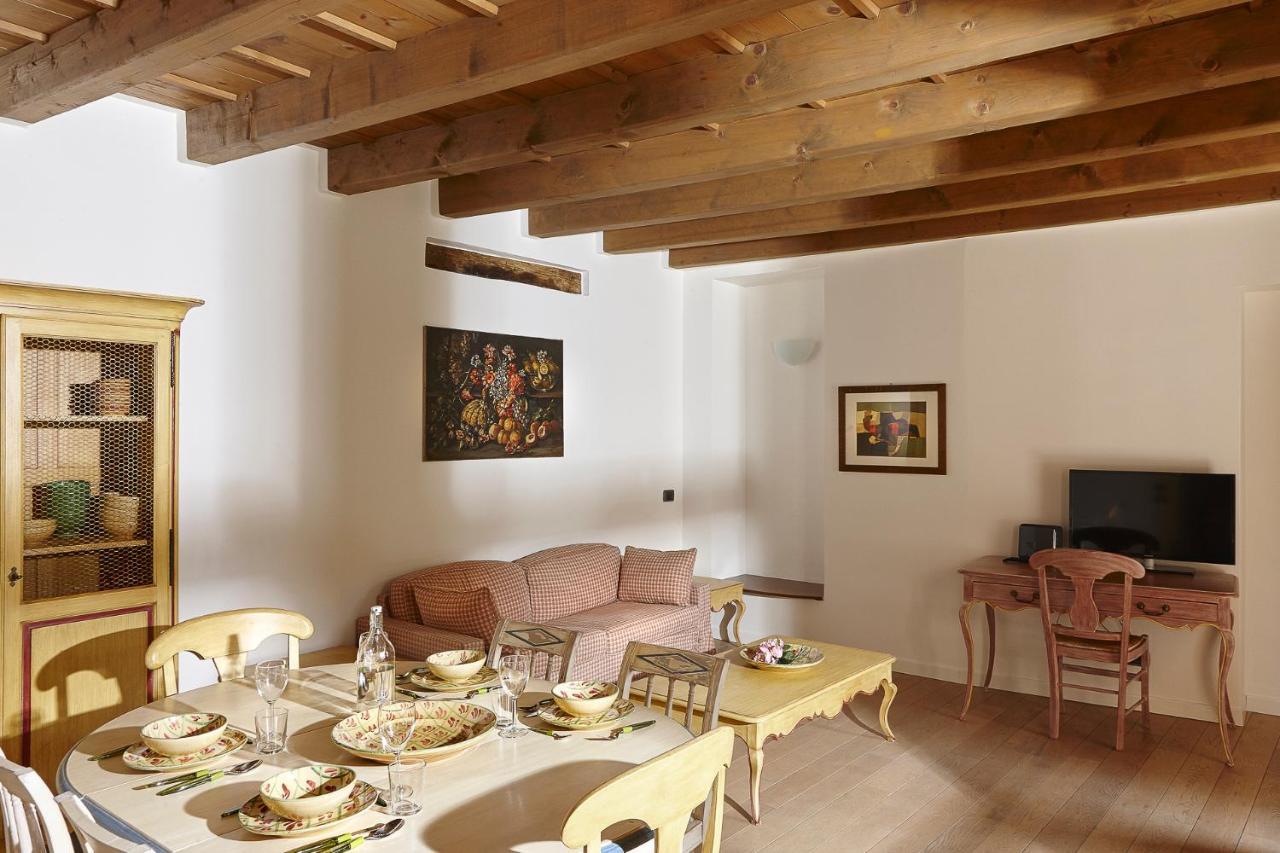 Joivy Charming Apartment Centre Of Como Exterior foto