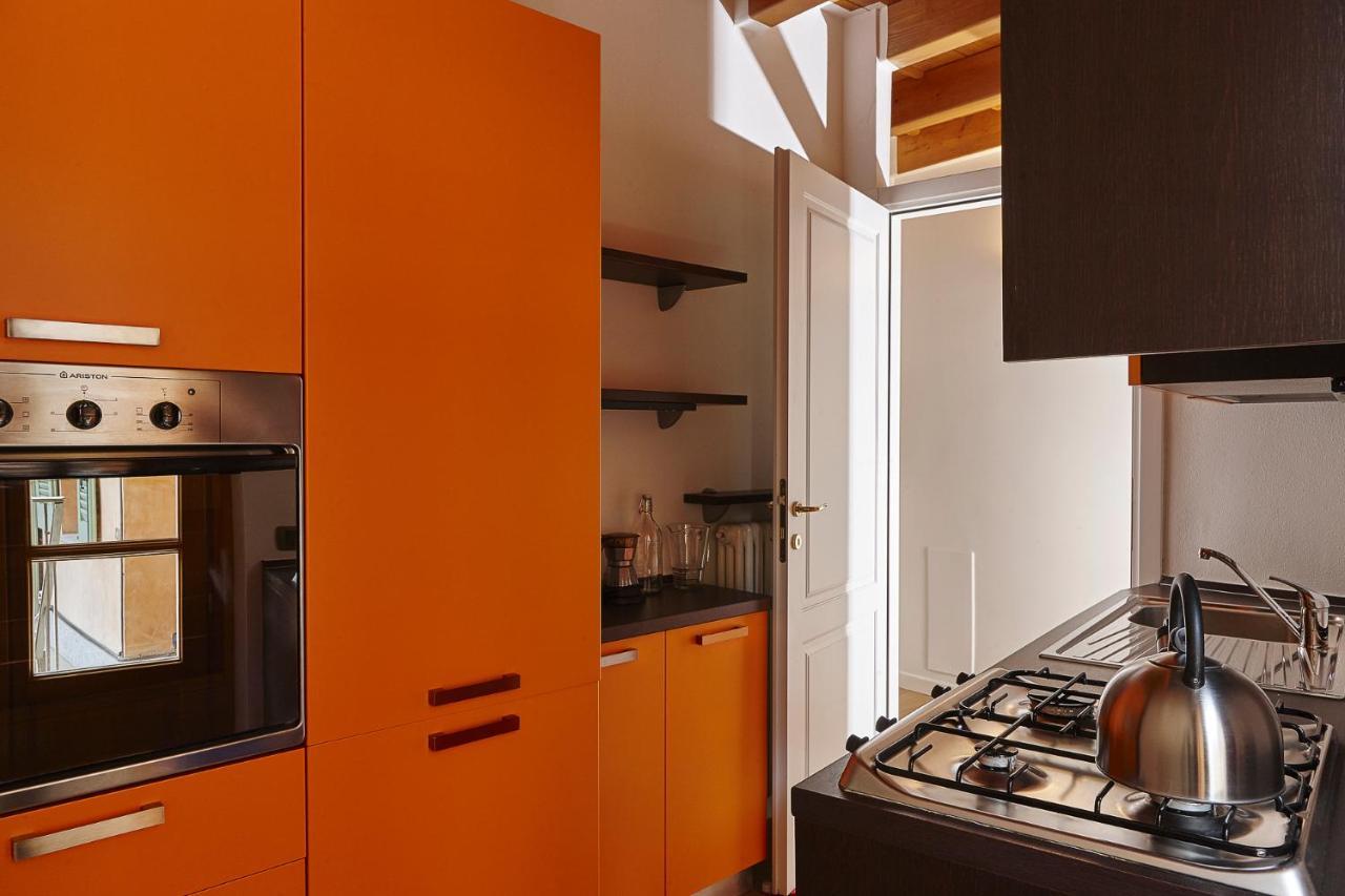 Joivy Charming Apartment Centre Of Como Exterior foto