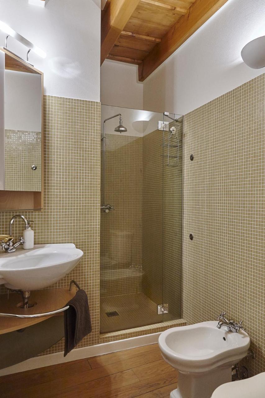 Joivy Charming Apartment Centre Of Como Exterior foto