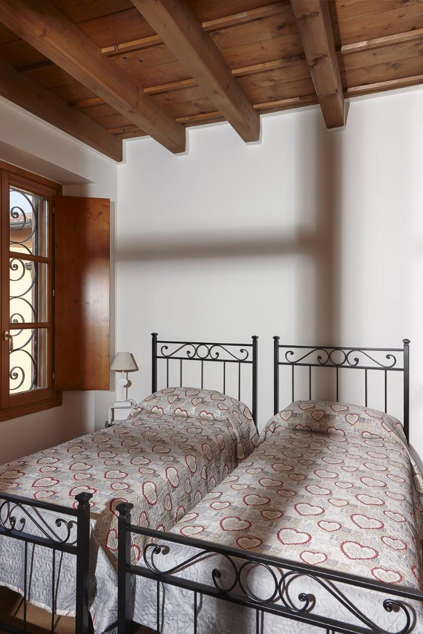 Joivy Charming Apartment Centre Of Como Exterior foto